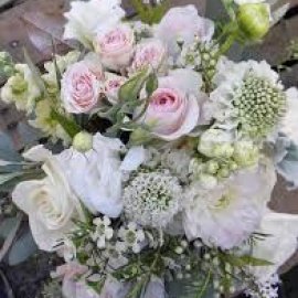 Flowers for Mom in Cleveland